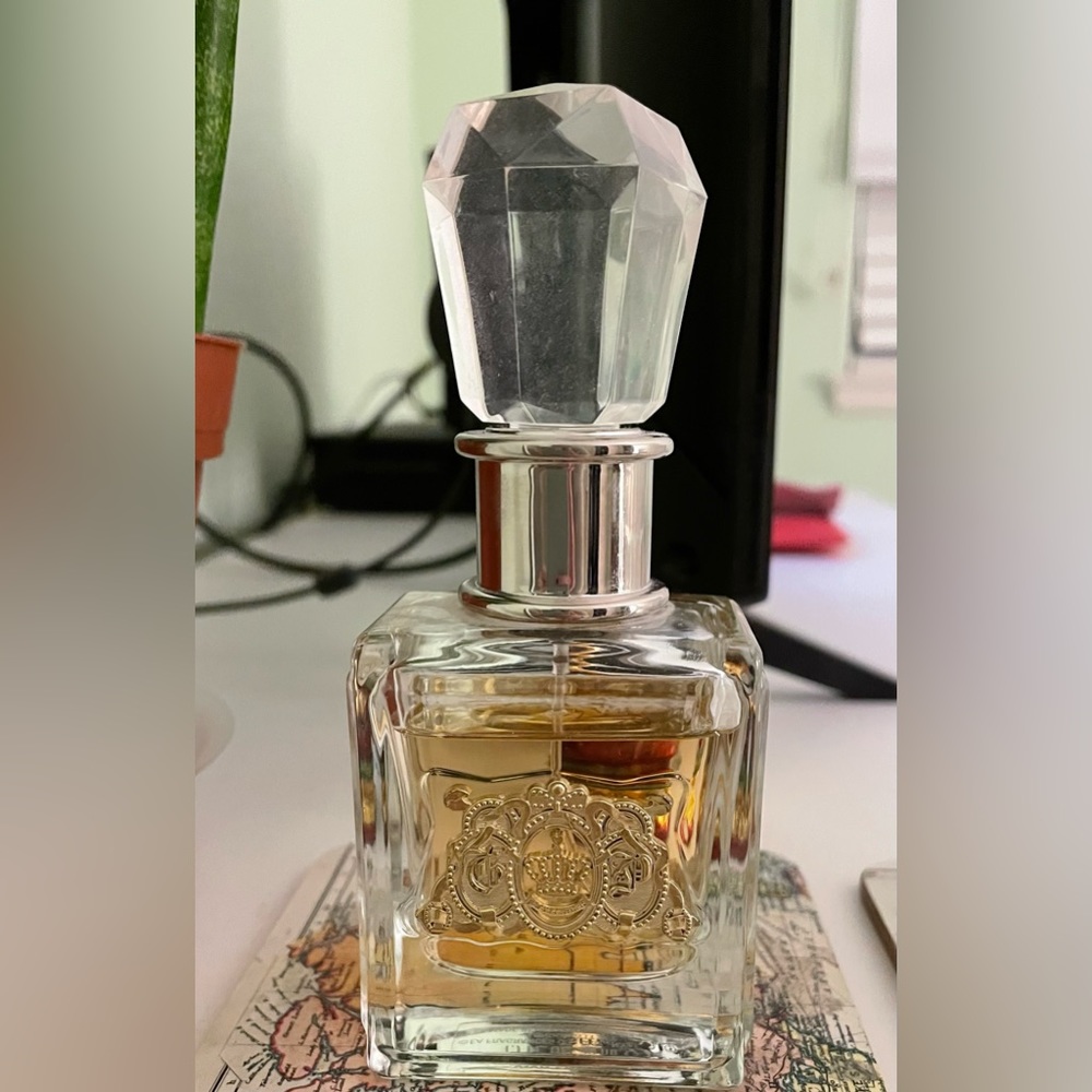 Viva la juicy eau de parfum 1.7 fl oz.